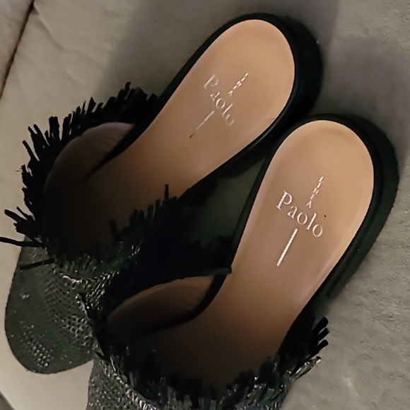 Linea Paolo Black Straw Mules - Picture 2 of 5